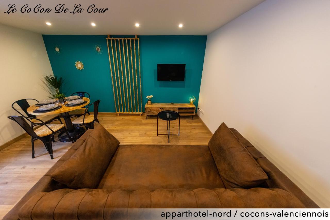 Le Cocon De La Cour Apartment Valenciennes Luaran gambar